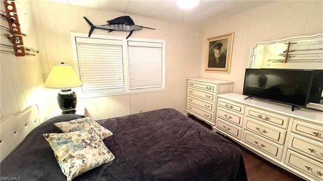 748 Park AVE, North Fort Myers, FL 33917