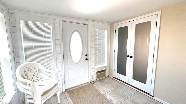 748 Park AVE, North Fort Myers, FL 33917