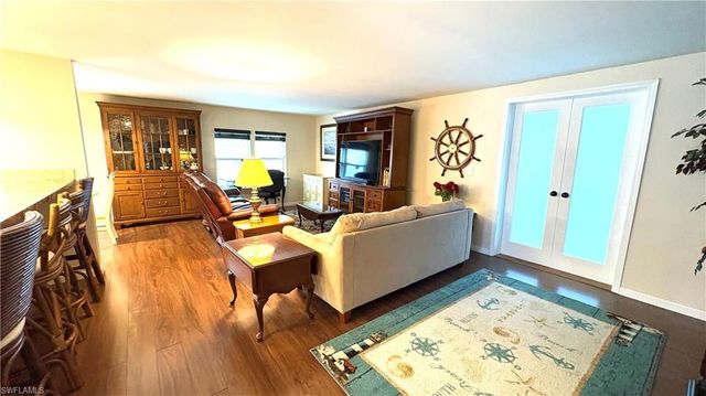 748 Park AVE, North Fort Myers, FL 33917