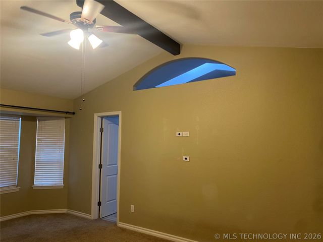 8702 E 87th Place, Tulsa, OK 74133