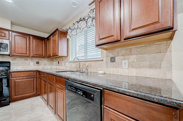 7514 Trail Hollow, Missouri City, TX 77459
