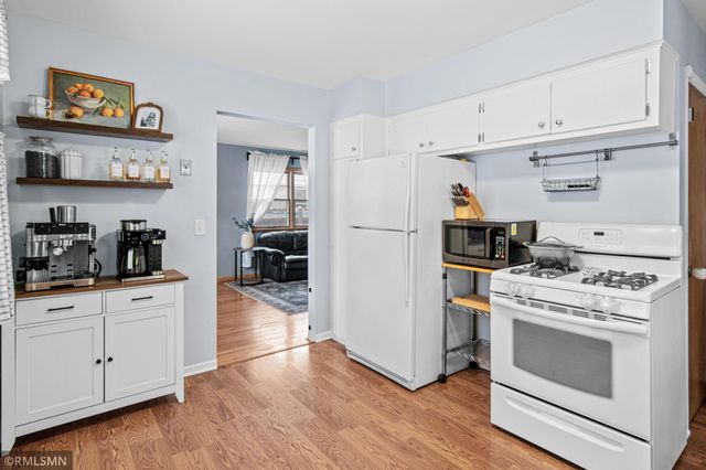 4212 6th Street NE, Columbia Heights, MN 55421