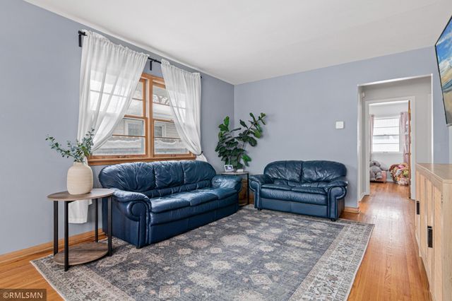 4212 6th Street NE, Columbia Heights, MN 55421