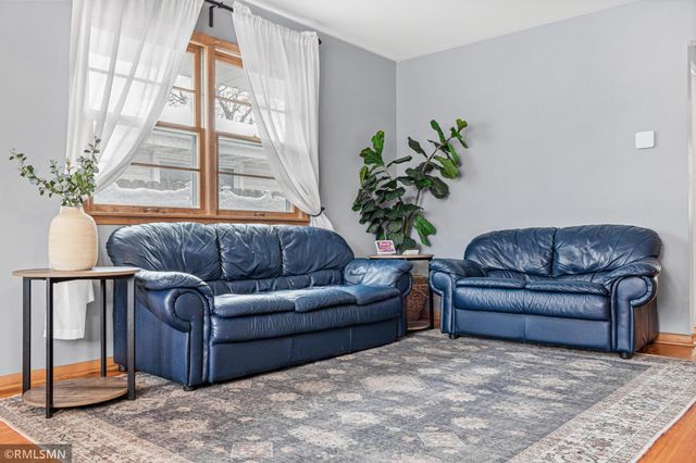 4212 6th Street NE, Columbia Heights, MN 55421