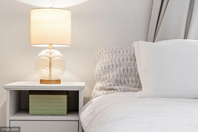 4212 6th Street NE, Columbia Heights, MN 55421