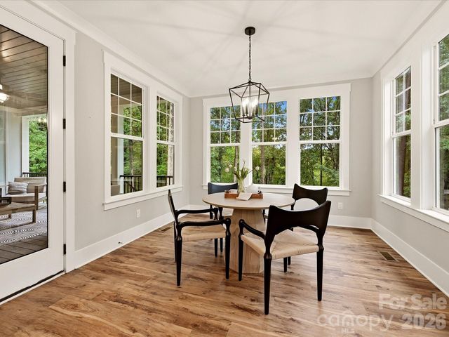 138 Waterbury Drive, Mooresville, NC 28117