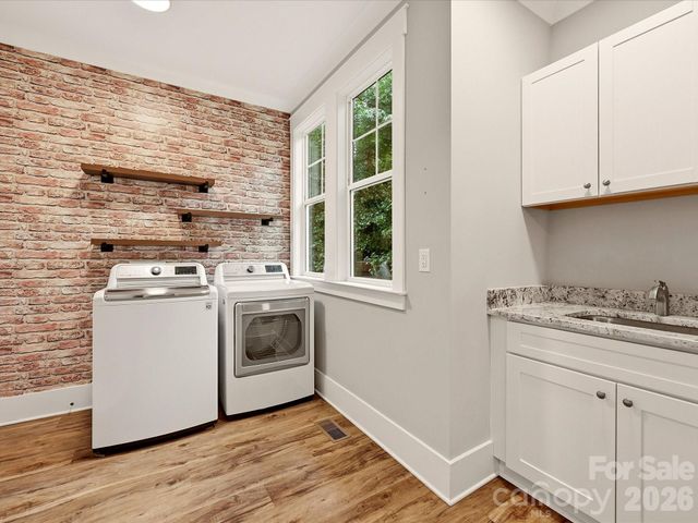 138 Waterbury Drive, Mooresville, NC 28117