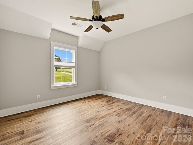138 Waterbury Drive, Mooresville, NC 28117