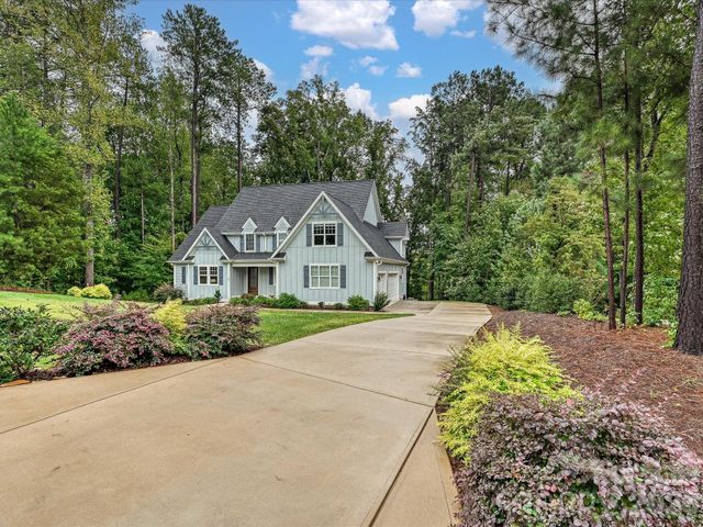 138 Waterbury Drive, Mooresville, NC 28117