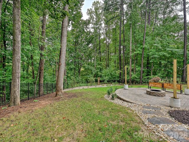 138 Waterbury Drive, Mooresville, NC 28117