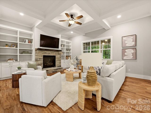 138 Waterbury Drive, Mooresville, NC 28117