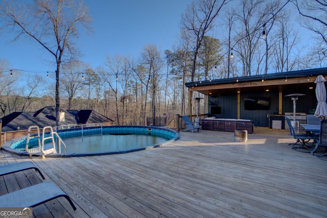 147 Youngs Mill Road, Kingston, GA 30145