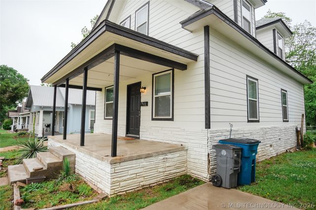 821 S Quaker Avenue, Tulsa, OK 74120