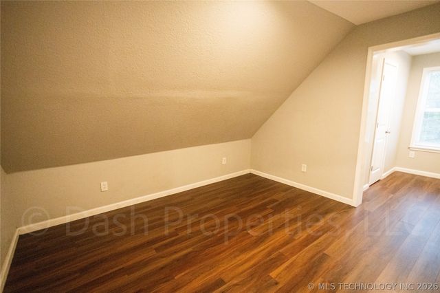 821 S Quaker Avenue, Tulsa, OK 74120