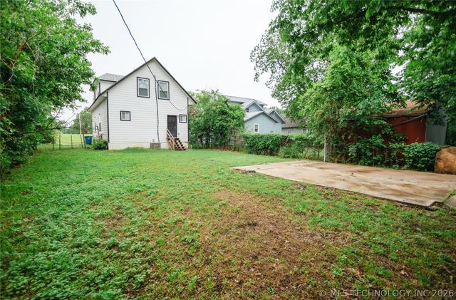 821 S Quaker Avenue, Tulsa, OK 74120