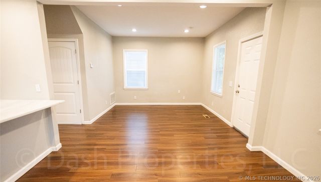 821 S Quaker Avenue, Tulsa, OK 74120