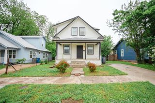 821 S Quaker Avenue, Tulsa, OK 74120