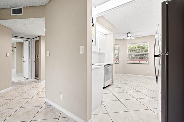 1606 Abaco Drive H2, Coconut Creek, FL 33066