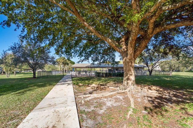 1606 Abaco Drive H2, Coconut Creek, FL 33066