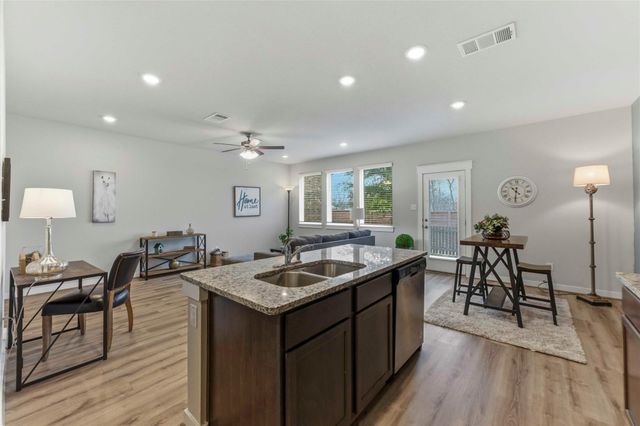 17203 Leafroller DR B, Pflugerville, TX 78660