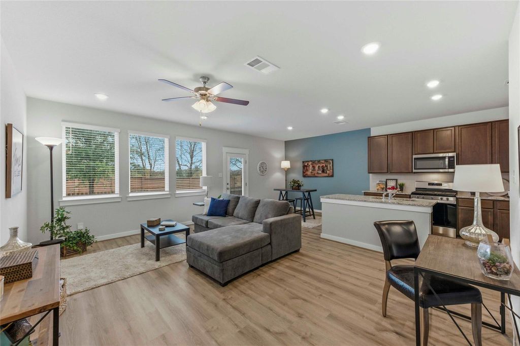 17203 Leafroller DR B, Pflugerville, TX 78660