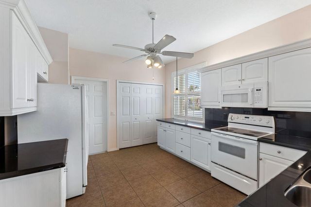 245 NW Zanzibar Place, Port St. Lucie, Port St Lucie, FL 34986