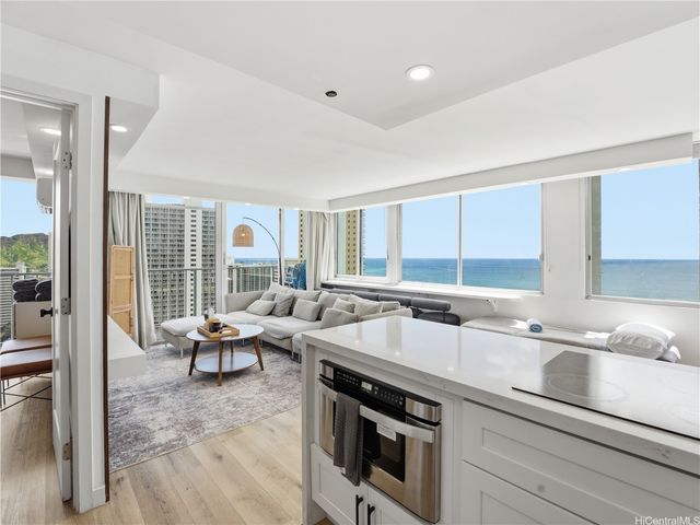 2427 Kuhio Avenue 3102, Honolulu, HI 96815