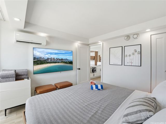 2427 Kuhio Avenue 3102, Honolulu, HI 96815