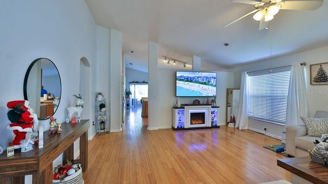 2774 SNOW GOOSE LANE, Lake Mary, FL 32746