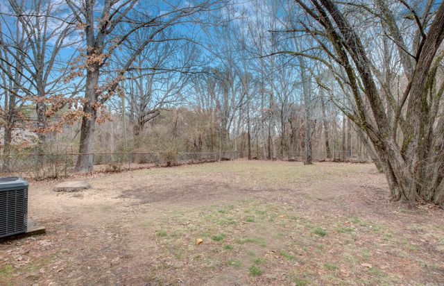 1905 Labette Manor Drive, Little Flock, AR 72205