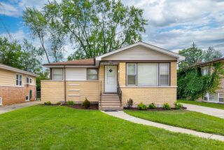 544 W 16th Place, Chicago Heights, IL 60411
