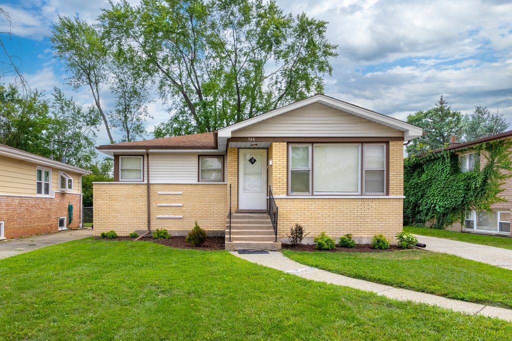 544 W 16th Place, Chicago Heights, IL 60411