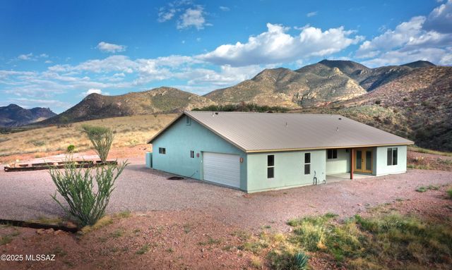 111 Red Mountain Court, Patagonia, AZ 85624