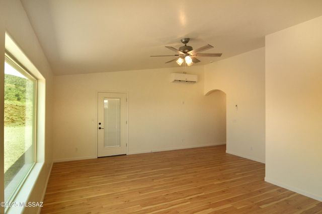 111 Red Mountain Court, Patagonia, AZ 85624