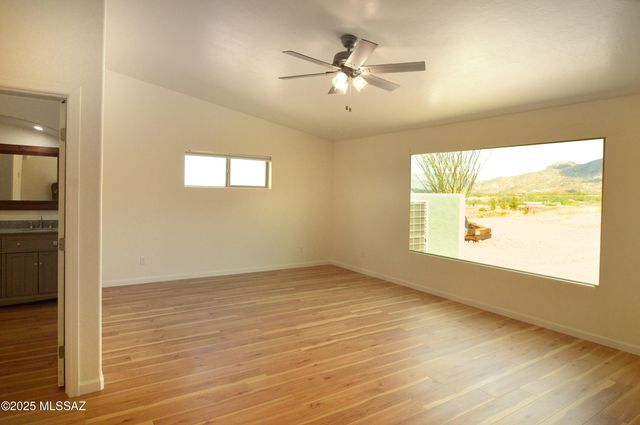 111 Red Mountain Court, Patagonia, AZ 85624