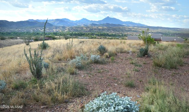 111 Red Mountain Court, Patagonia, AZ 85624