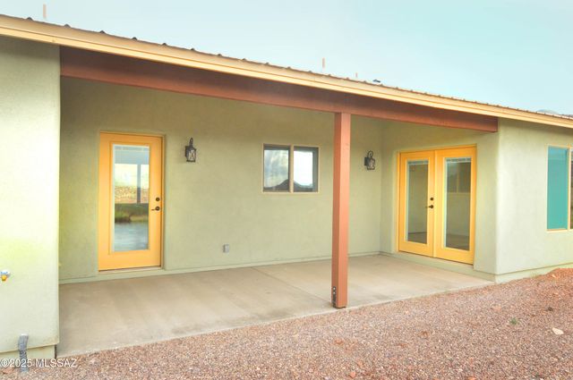 111 Red Mountain Court, Patagonia, AZ 85624