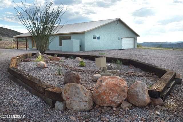 111 Red Mountain Court, Patagonia, AZ 85624