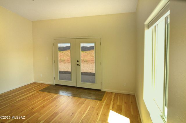 111 Red Mountain Court, Patagonia, AZ 85624