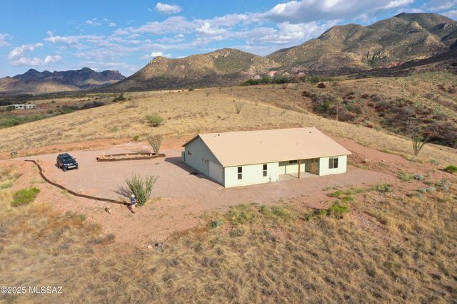 111 Red Mountain Court, Patagonia, AZ 85624