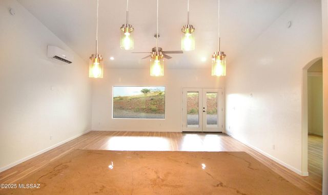 111 Red Mountain Court, Patagonia, AZ 85624