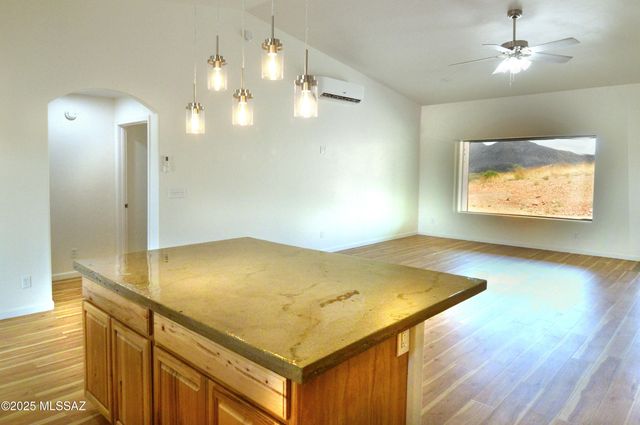 111 Red Mountain Court, Patagonia, AZ 85624