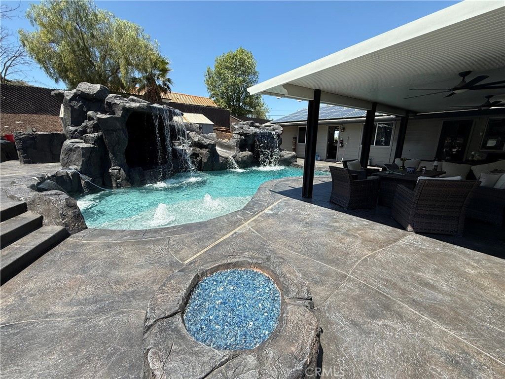14335 Laurel Drive, Riverside, CA 92503