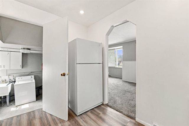 29209 Morlock Street, Livonia, MI 48152