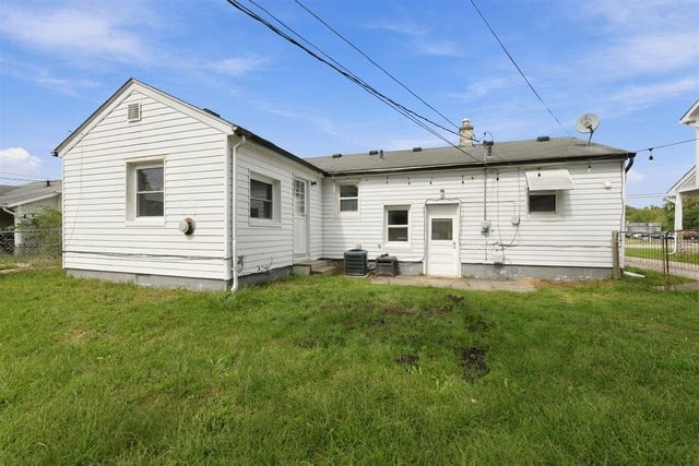 29209 Morlock Street, Livonia, MI 48152