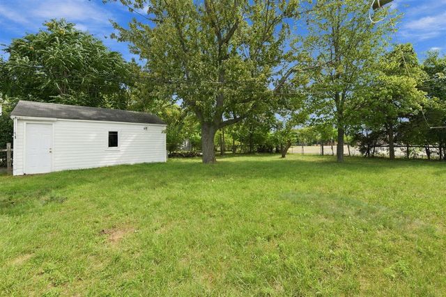 29209 Morlock Street, Livonia, MI 48152