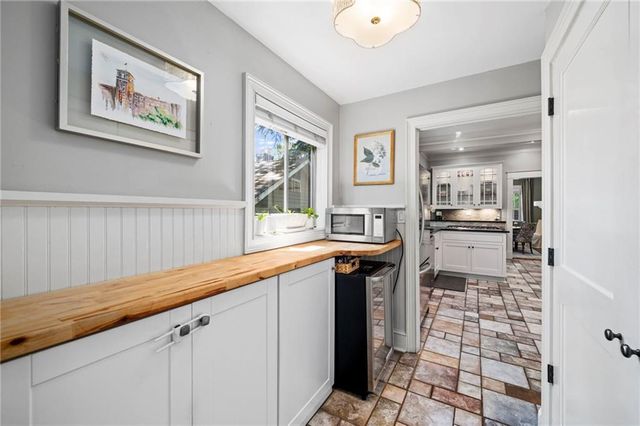 109 Peachtree Hills Avenue NE, Atlanta, GA 30305