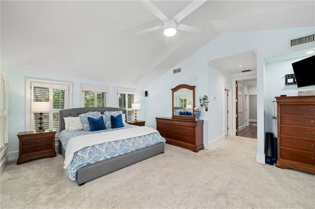 109 Peachtree Hills Avenue NE, Atlanta, GA 30305