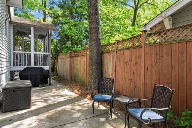 109 Peachtree Hills Avenue NE, Atlanta, GA 30305