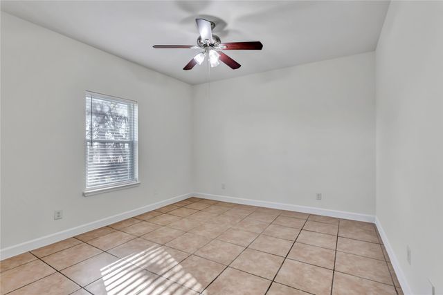 3022 Loving Avenue, Fort Worth, TX 76106